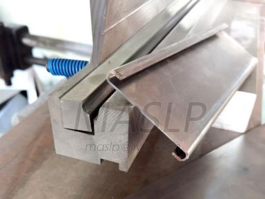 U-Shaped Bending One-Step Forming Die